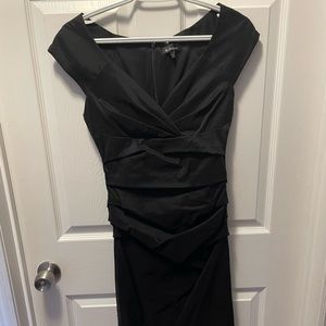 Le chateau little black dress small